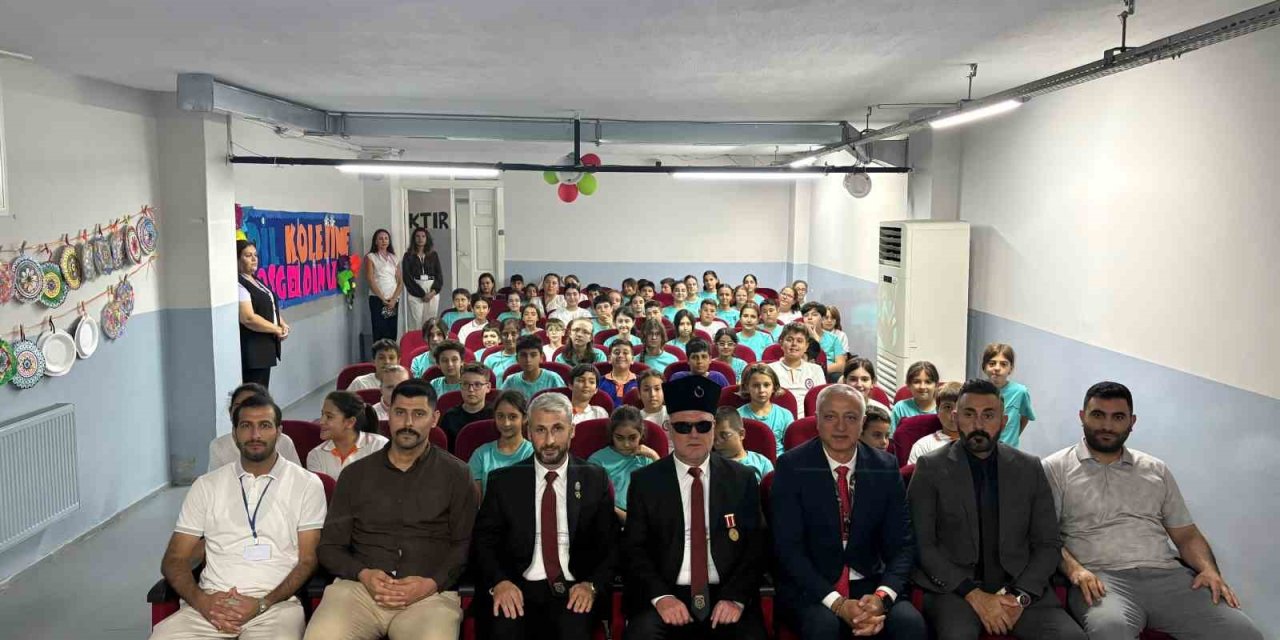 Gazilerin yarasını gençlerin kardeşliği saracak