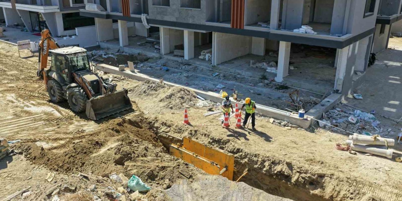 İncirliova’da 1,3 milyar liralık altyapı yatırımı sürüyor