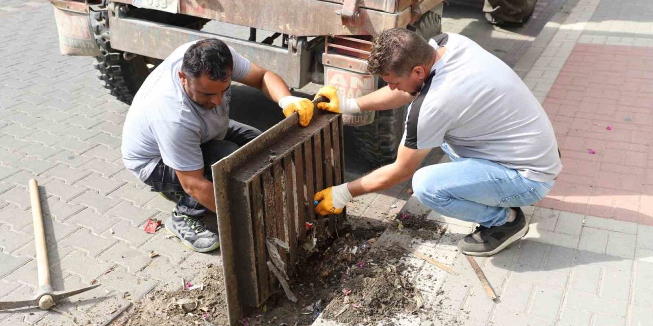Nazilli’de kış öncesi mazgal temizliği