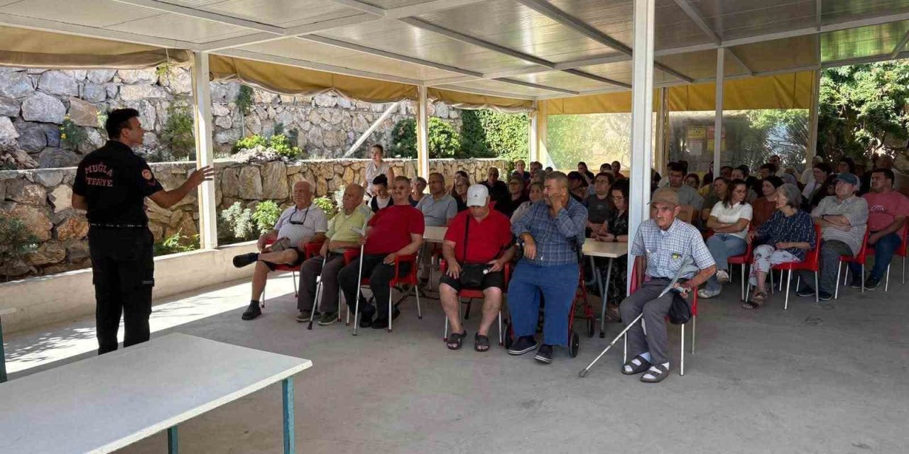Fethiye Huzurevi personeline yangın güvenliği eğitimi verildi