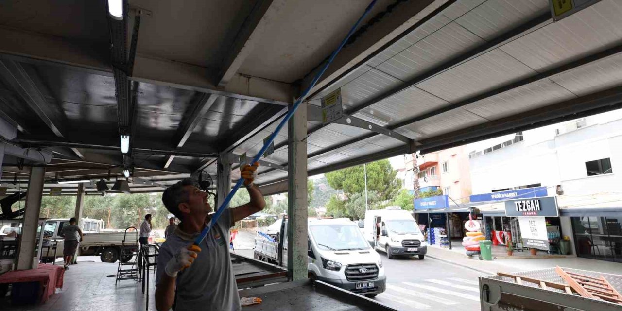 Marmaris Kapalı Pazaryerinde yenileme çalışması tamamlandı