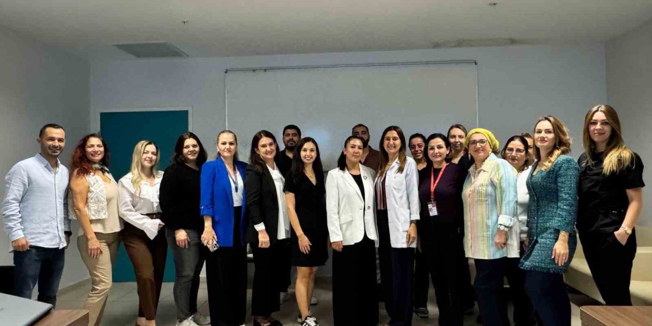 MEAH’ta Ameliyathane Hemşireliği Sertifikalı Eğitim Programı başladı