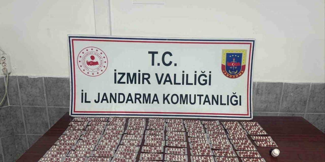 İzmir’de jandarmadan uyuşturucu operasyonu
