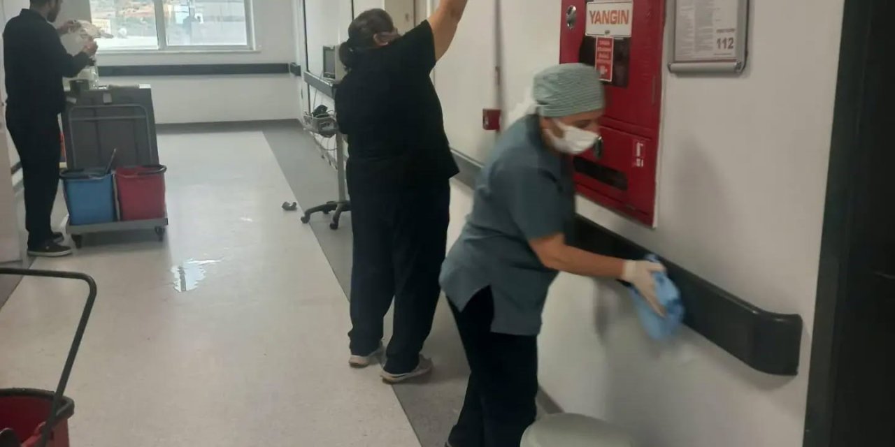 ADÜ Hastanesi hematoloji servisinde hijyen çalışması