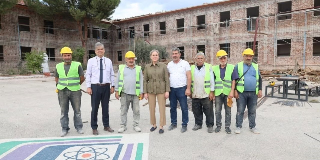 Nazilli’de iki okulda deprem güçlendirmesi sürüyor