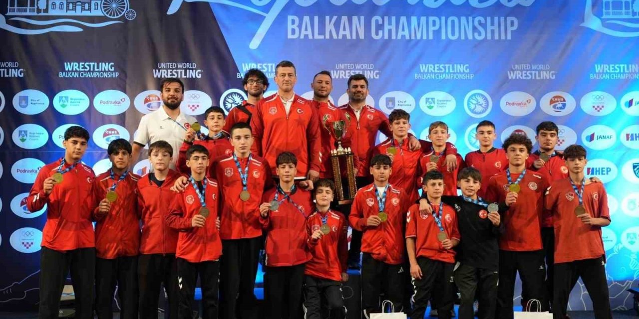 Denizlili güreşçiler Balkanları fethetti