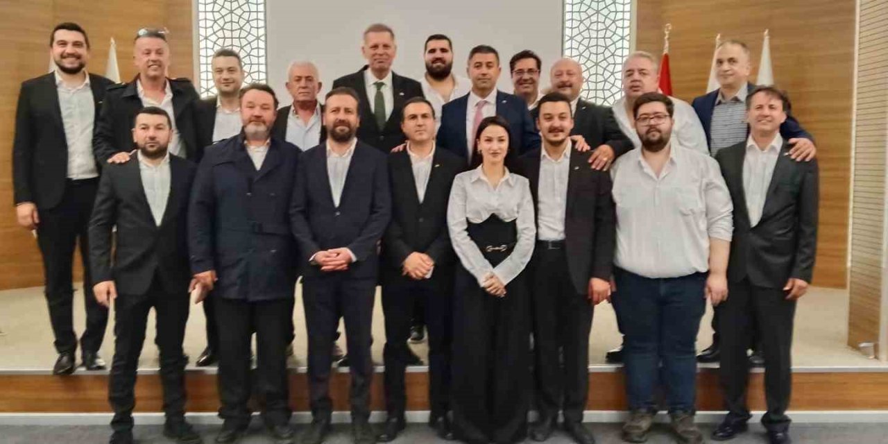Manisa Ticaret Borsası’nda Özkasap güven tazeledi