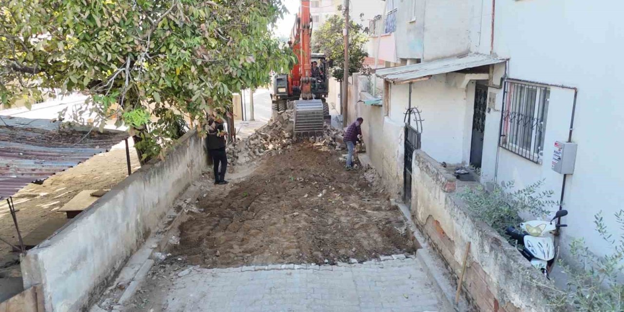 Nazilli Yeşil Mahalle’de yol yenileme çalışmaları başladı
