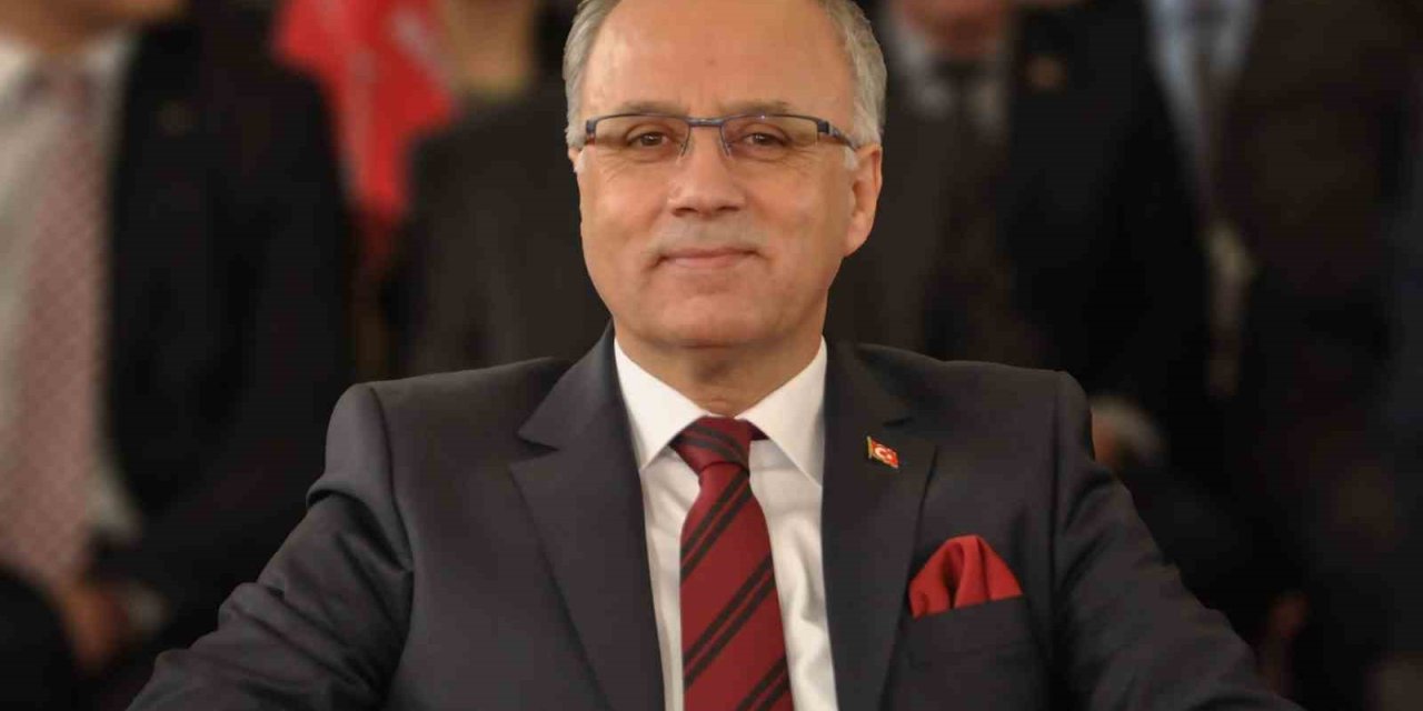 MHP Salihli’de yeni dönem! Zeki Kayda ilçe başkanı oldu
