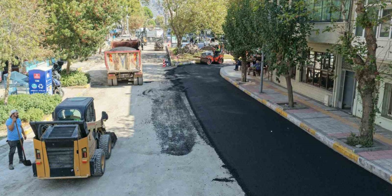 Aydın Büyükşehir’in Söke’de çalışmaları sürüyor
