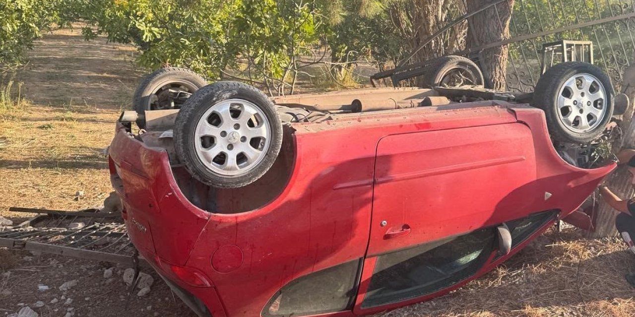 Kuşadası’nda otomobil takla attı: 1 yaralı