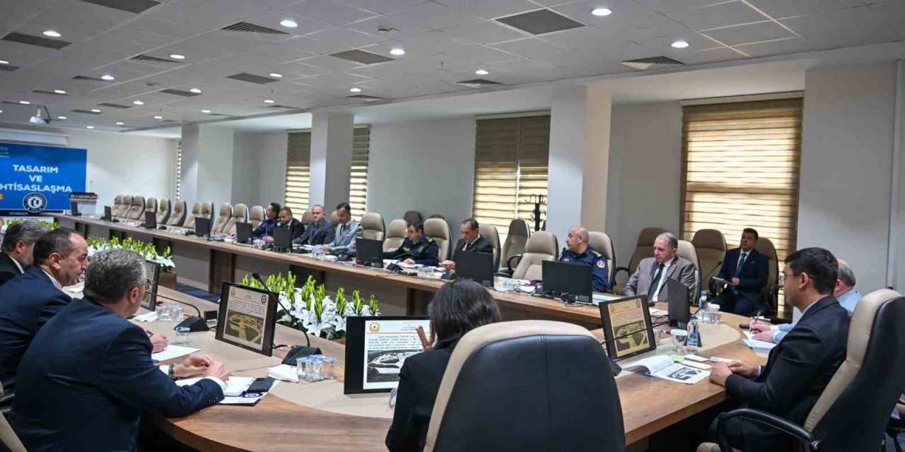 Uşak’ta Üniversite Güvenlik Tedbirleri Toplantısı yapıldı