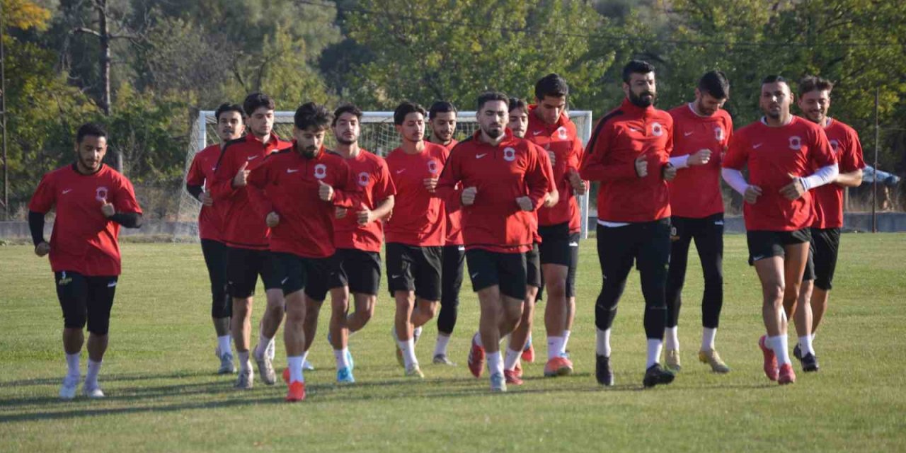 Tavşanlı Linyitspor Teknik Direktörü Caner Karuk’tan sezon öncesi açıklamalar