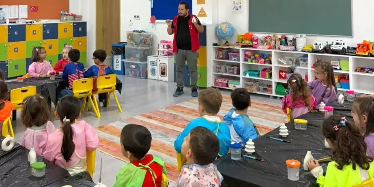 Muğla’da çocukların hayal gücü sanatla buluşuyor