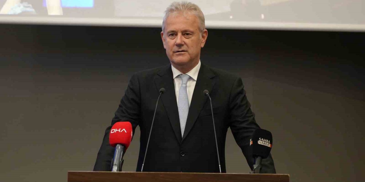 İZTO Başkanı Özgener güven tazeledi