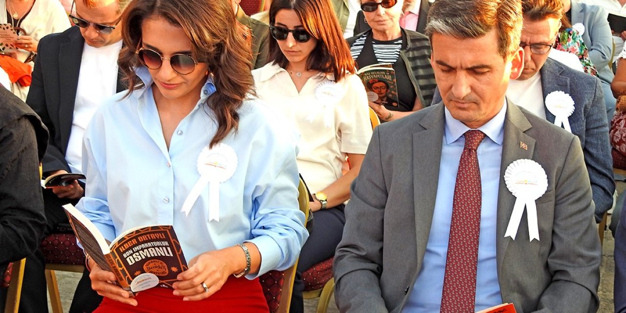 Çeşme’de "Hayatın Anlamı Kitap" projesinin 5. sezonu başladı
