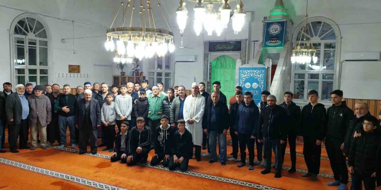 Gençler ‘Sabah Namazı’ programında bir araya geliyor