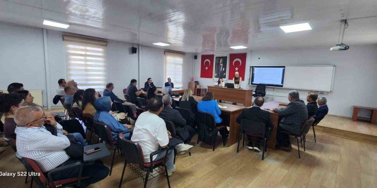 Sarıgöl’de çocukları sosyal risklerden korumak için eğitim