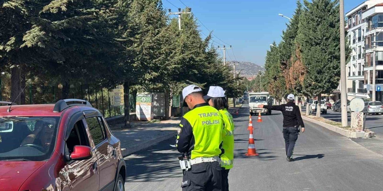 Tavşanlı trafik polisinden denetimler