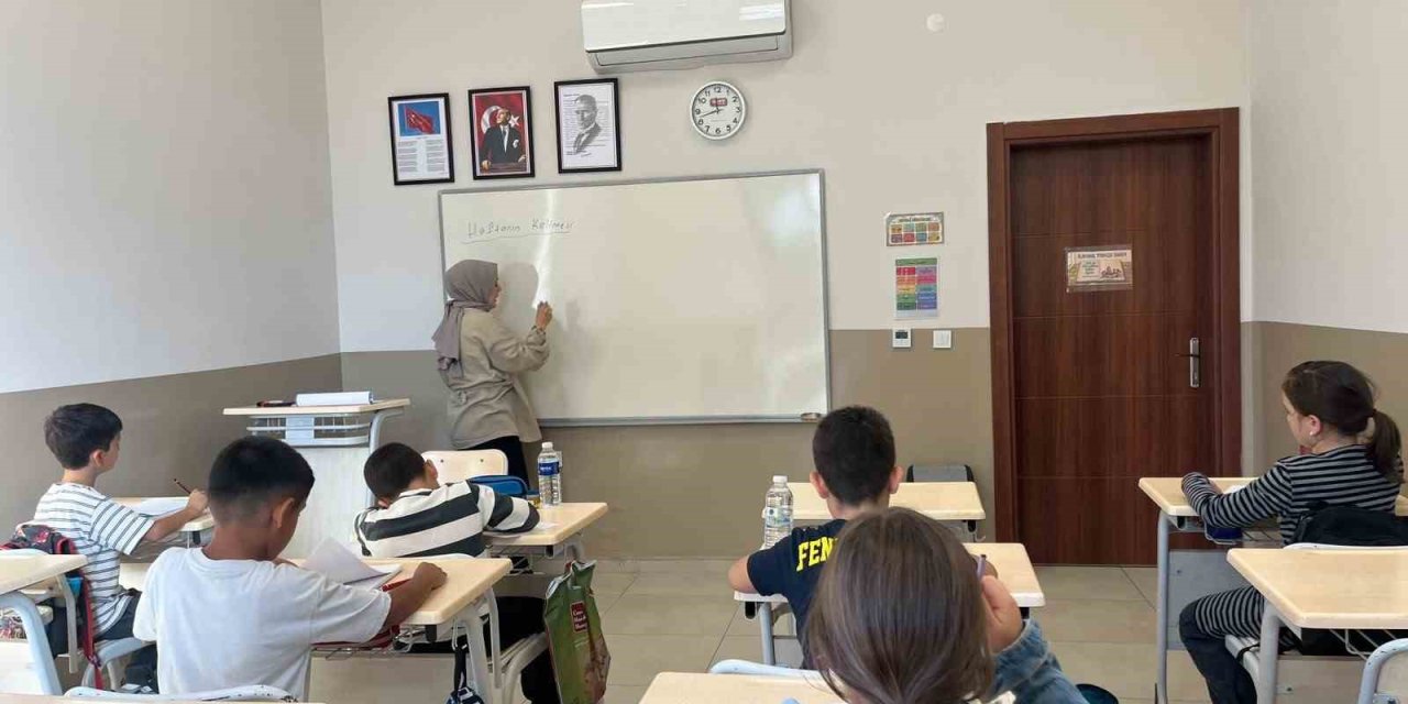 Şehzadeler’de öğrencilere ödev desteği