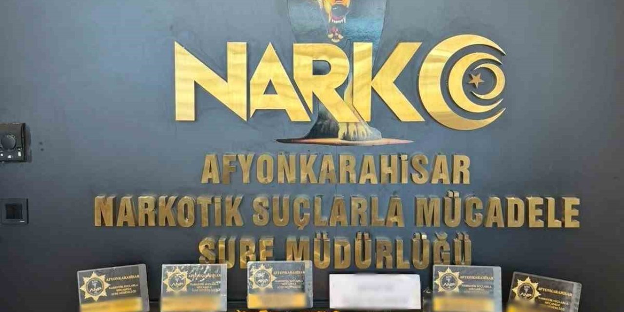 Yaklaşık 40 bin TL ve uyuşturucuyla yakalanan şahıs tutuklandı