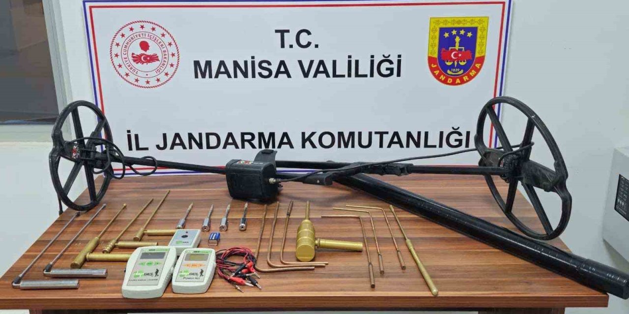 Manisa’da kaçak define avına suçüstü: 5 kişi yakalandı