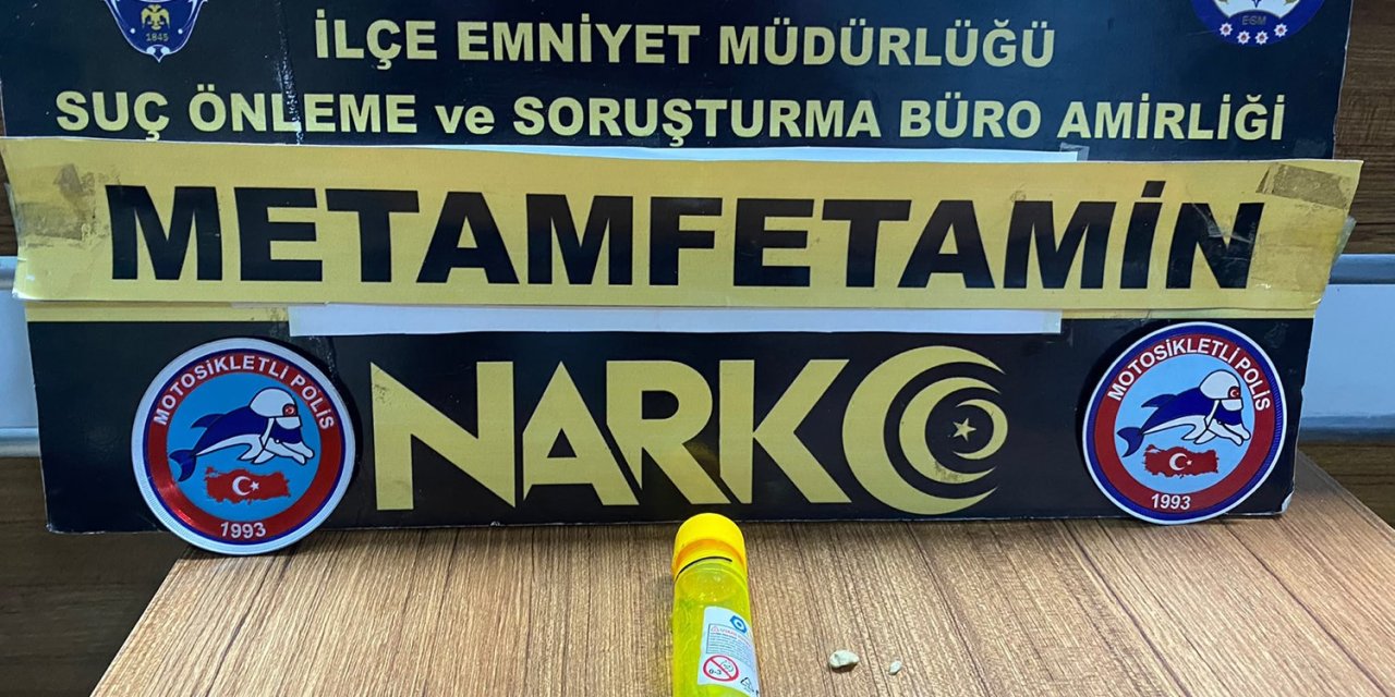 Aranan şahıslar polisten kaçamadı