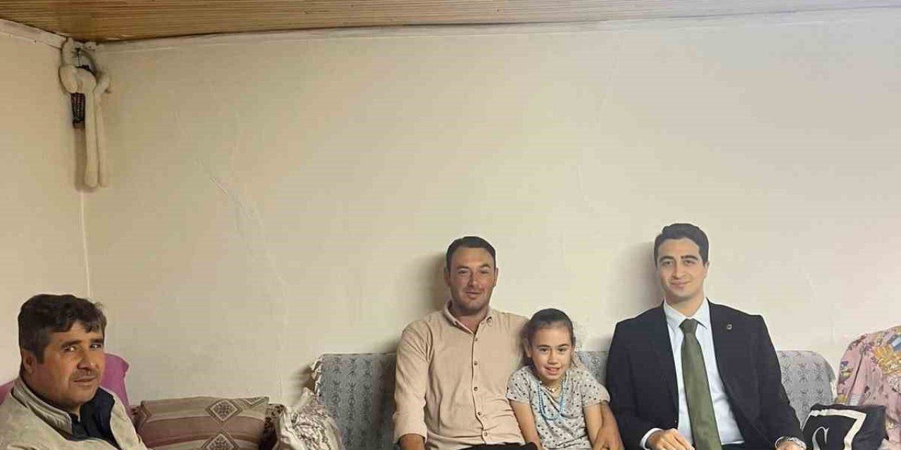 Beyağaç Kaymakamı vatandaşların taleplerini dinledi