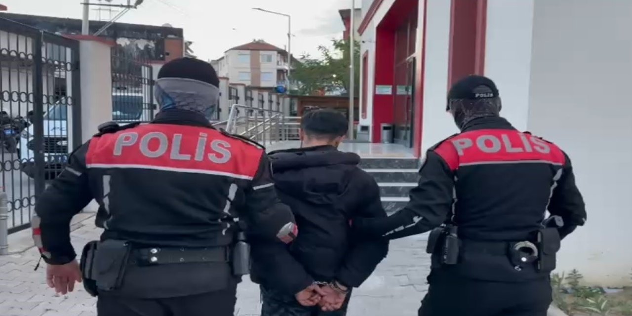 İzmir’de firariler polis takibinden kaçamadı