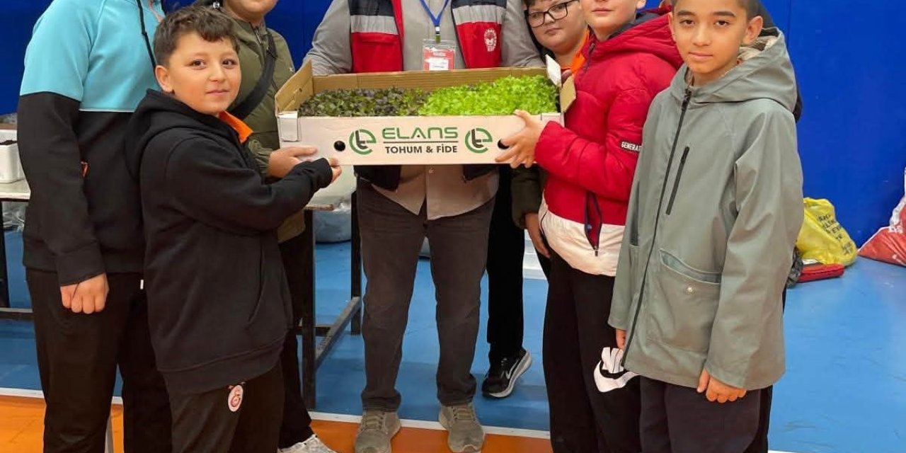 Emet’te öğrenciler tarımı bilimle keşfetti