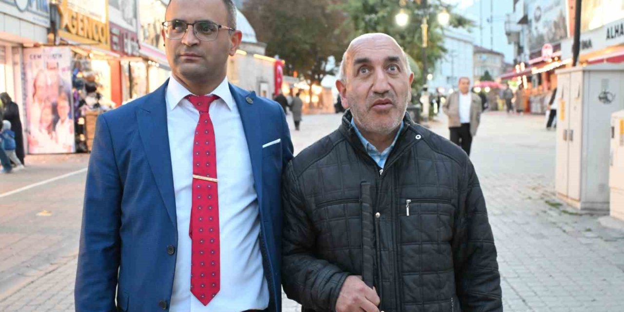 Kütahya’da görme engellilerin kılavuz yol mücadelesi: "Bu yollar bizim hayat yolumuz"