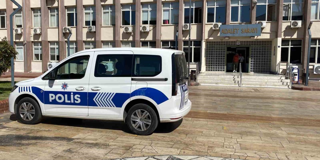 FETÖ firarisi polisten kaçamadı, apartman boşluğundan itfaiye indirdi