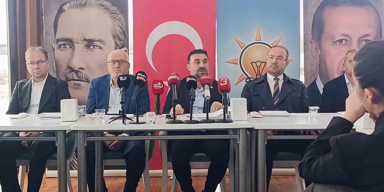 Kavak:"Bizim derdimiz koltuk değil, hizmettir"