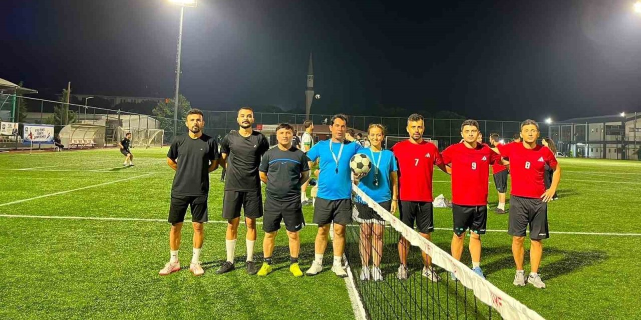 Gedizli antrenöre uluslararası görev