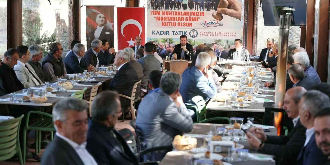 Başkan Tatık, Tavaslı muhtarlarla bir araya geldi