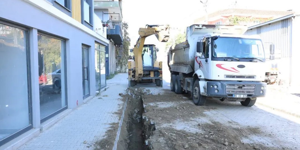 İncirliova Sandıklı Mahallesi’nde altyapı çalışmaları sürüyor