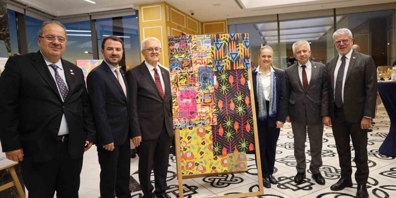 İzmir’de Türk-İrlanda kültürünü buluşturan sergi