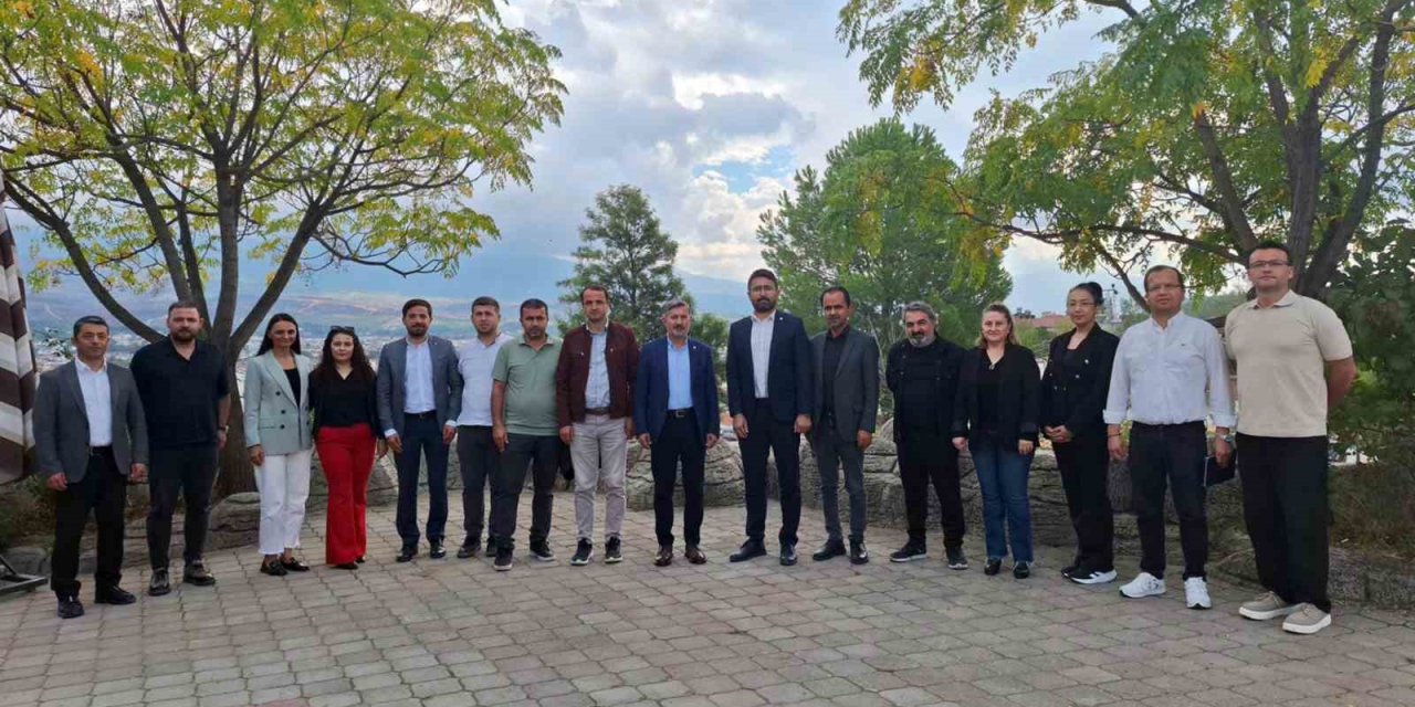 Eğitim-Bir-Sen Muğla Şube Başkanı Uçak, delegelerle buluştu