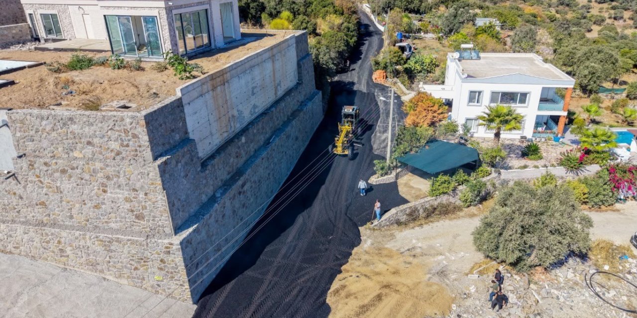 Bodrum’da beş mahallede yol çalışmaları sürüyor