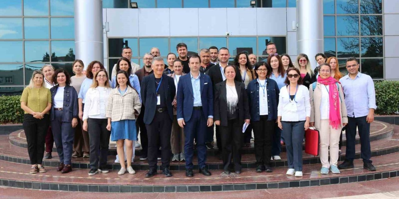 ADÜ Tıp Fakültesi’nde Eğitici Gelişimine Yönelik Temel Eğitim Becerileri Kursu düzenlendi