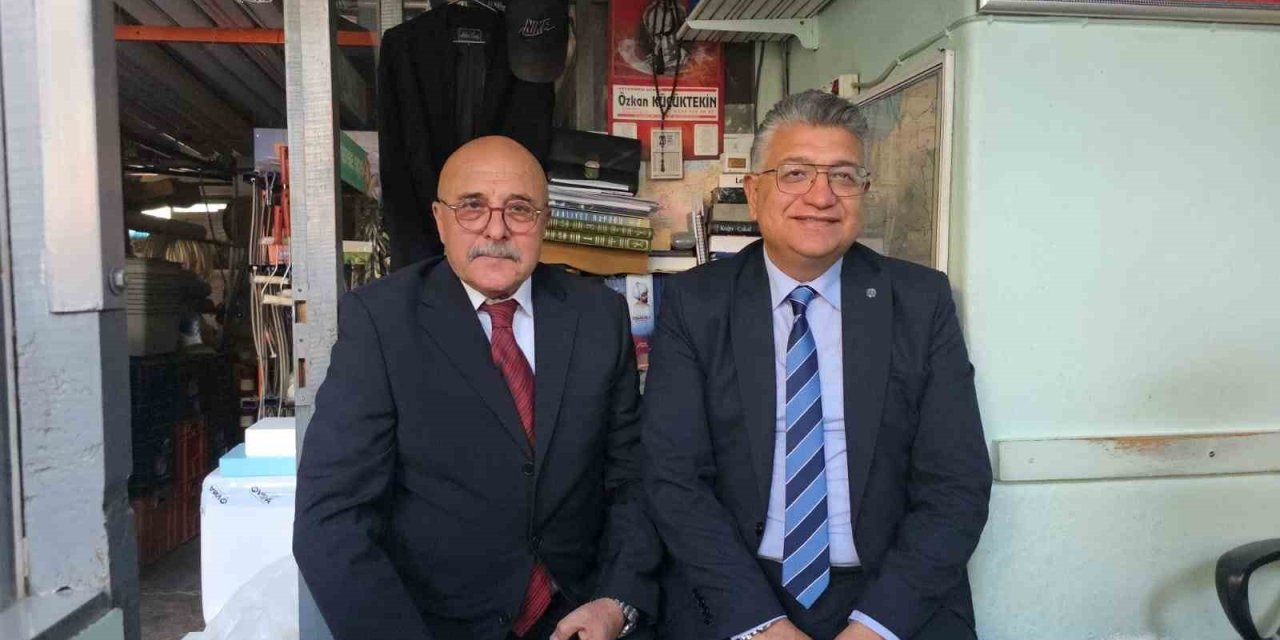Kütahya’nın 43 yıllık muhtarına anlamlı ziyaret