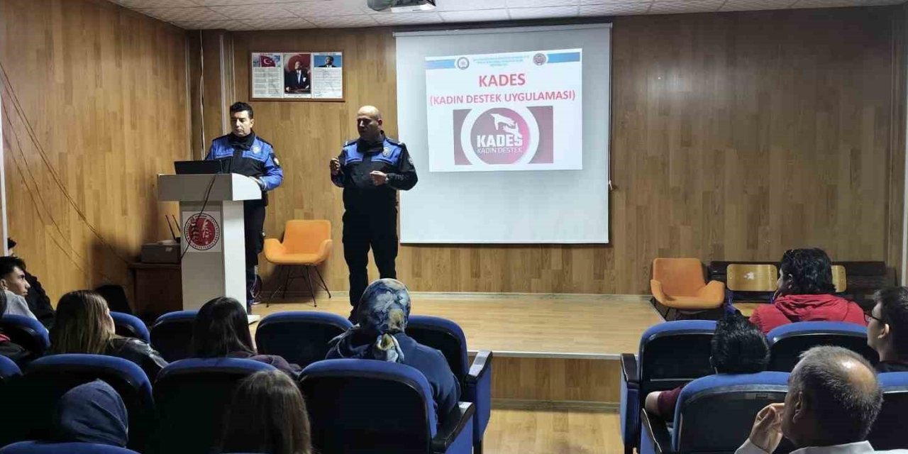 Polis ekiplerinden lise öğrencilerine bilgilendirme