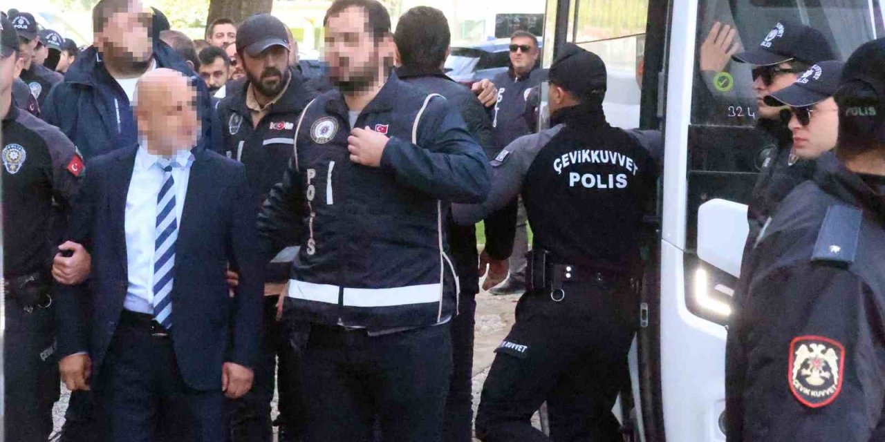Milas Belediyesi’ne operasyon şüphelileri adliyeye sevk edildi