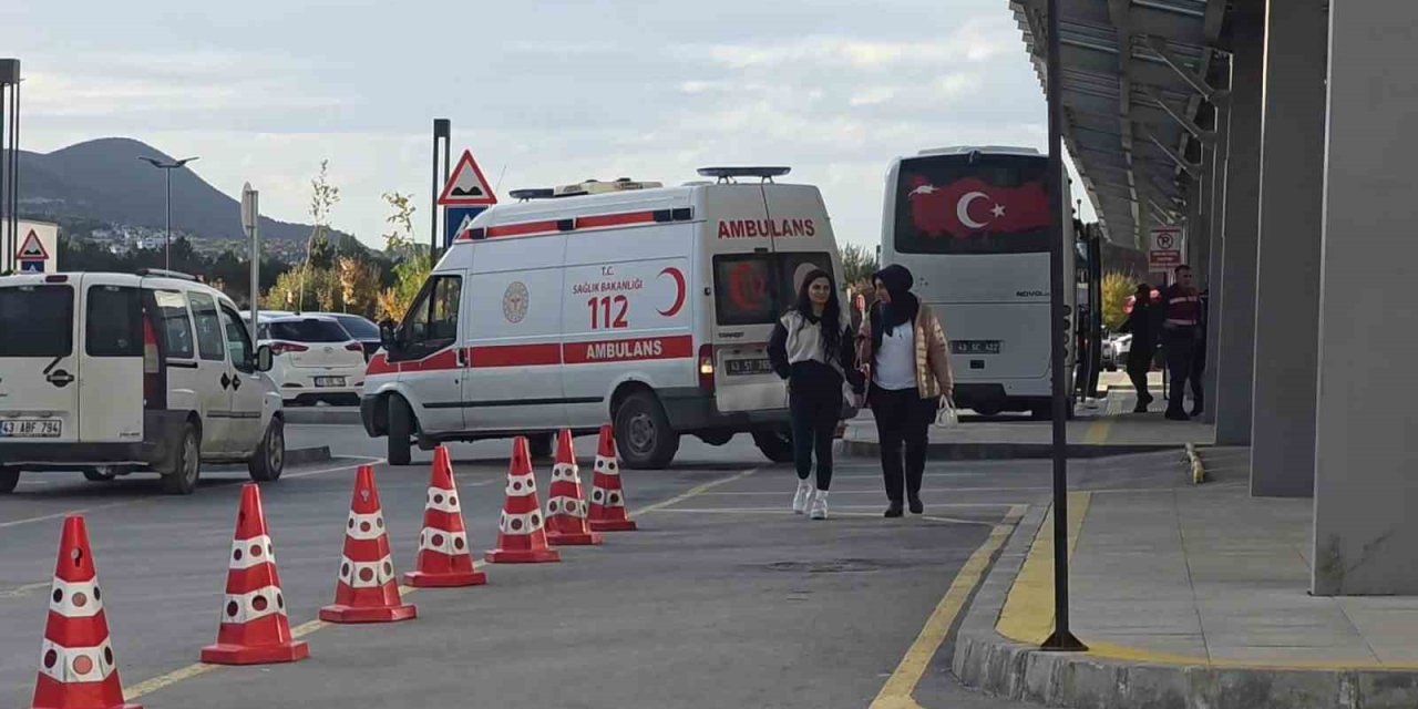 Kütahya’da 19 öğrenci zehirlenme şüphesiyle hastaneye başvurdu