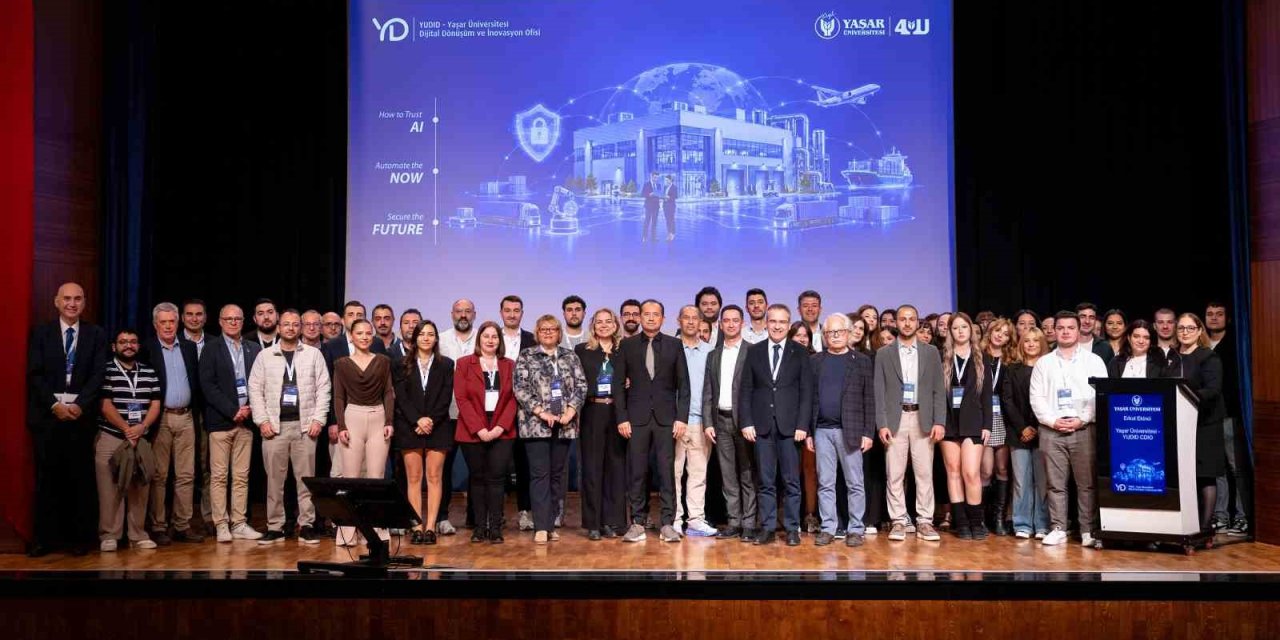 Teknoloji dünyasının liderleri dijital geleceği konuştu