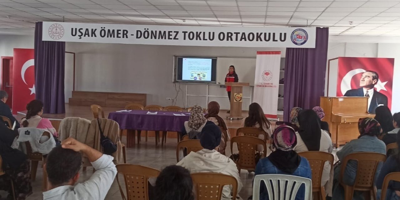 Uşak’ta okul kantini işletmecilerine hijyen eğitimi verildi