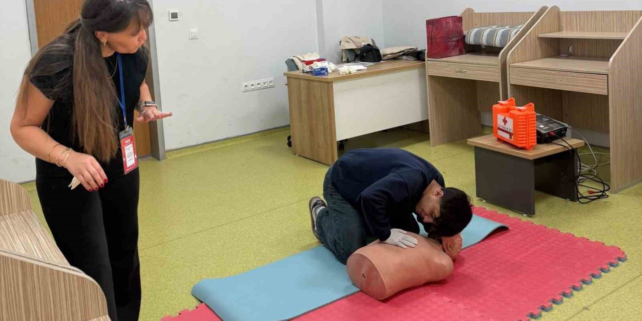 Emet’te hayat kurtaran eğitim