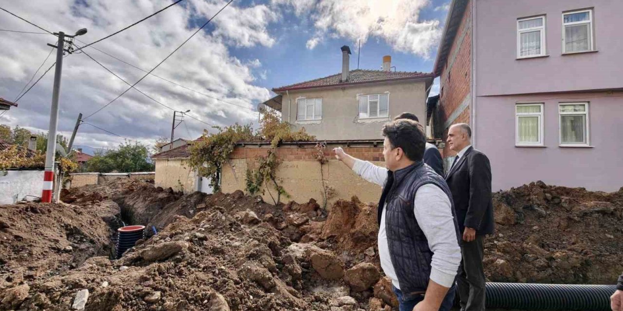 Hisarcık Kaymakamı Atam’dan Alınören köyü’nde altyapı incelemesi