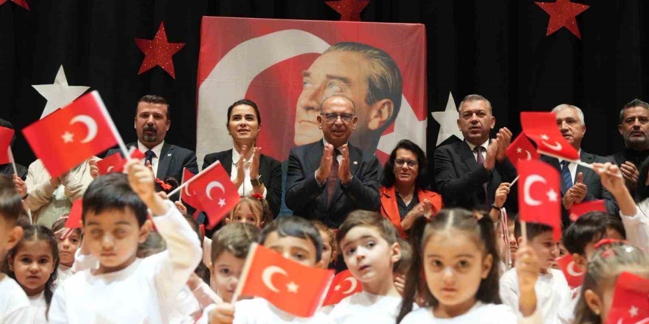 Miniklerden Cumhuriyet Bayramı’na renk katan gösteri