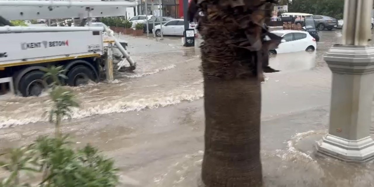 Bodrum sele teslim oldu, hamile kadın kurtarıldı